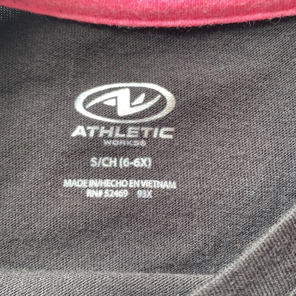 Kids short sleeve tee. Size 6/6x - Picture 3 of 5